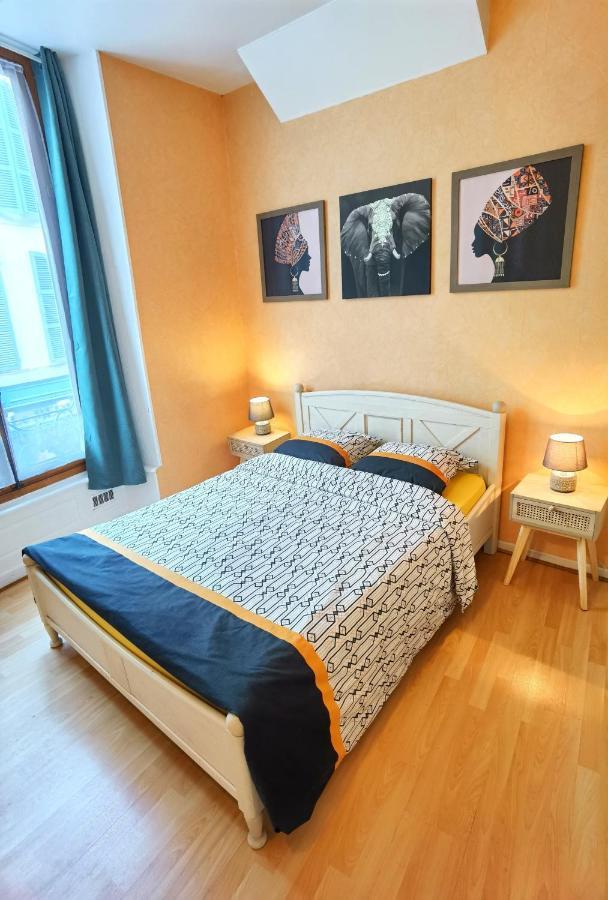 Charmant T2 Meuble Quartier Chateau De بو المظهر الخارجي الصورة