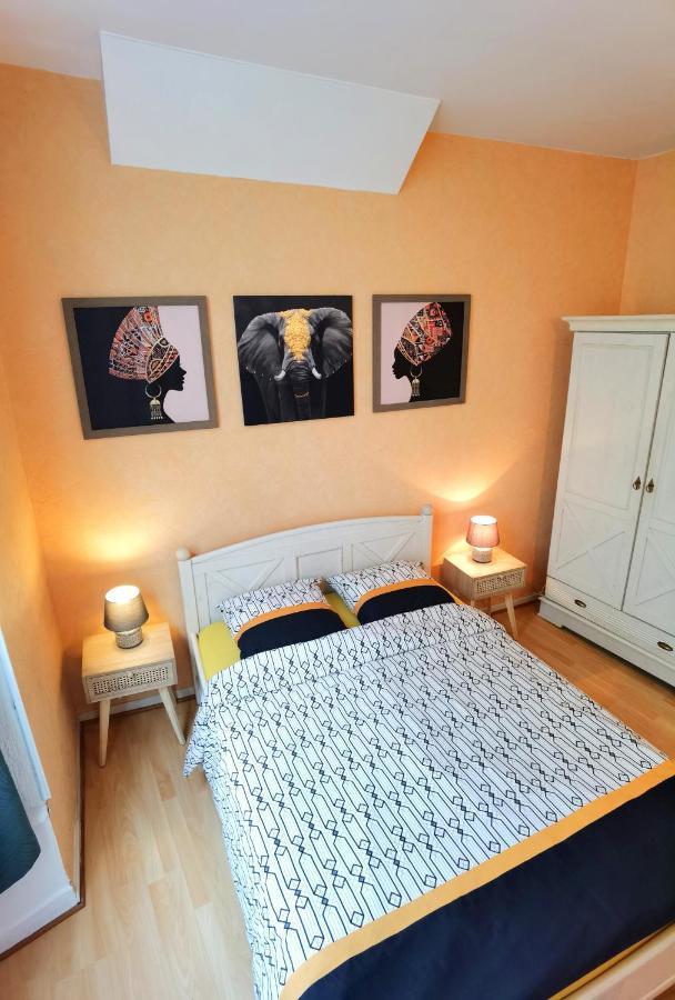 Charmant T2 Meuble Quartier Chateau De بو المظهر الخارجي الصورة