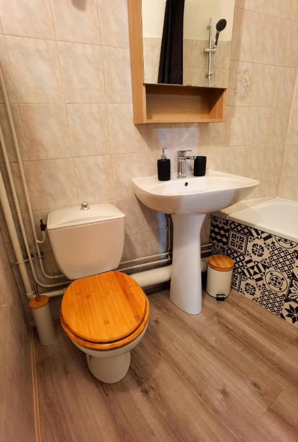Charmant T2 Meuble Quartier Chateau De بو المظهر الخارجي الصورة